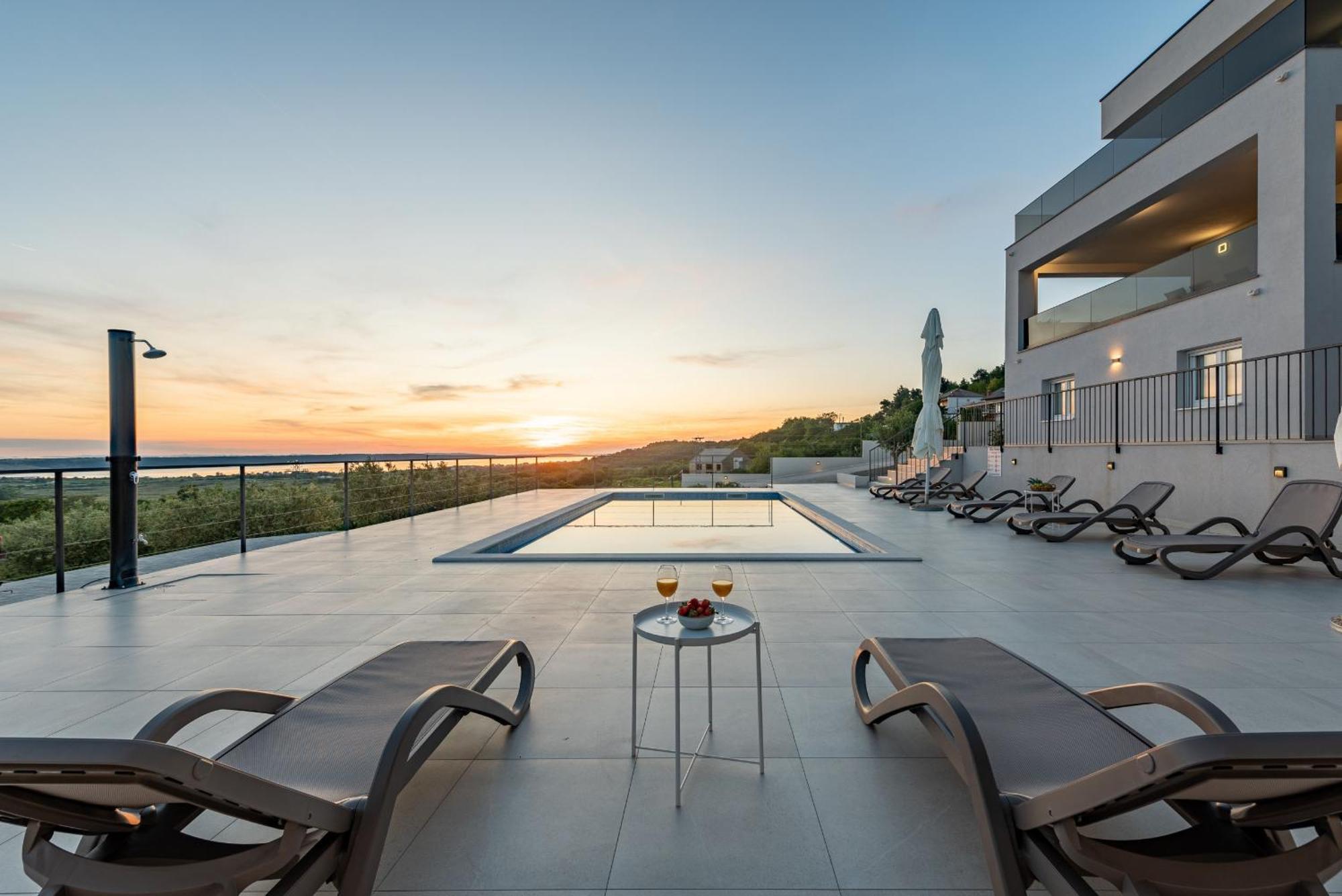 Villa Suton Zadarvillas Podvrsje Экстерьер фото
